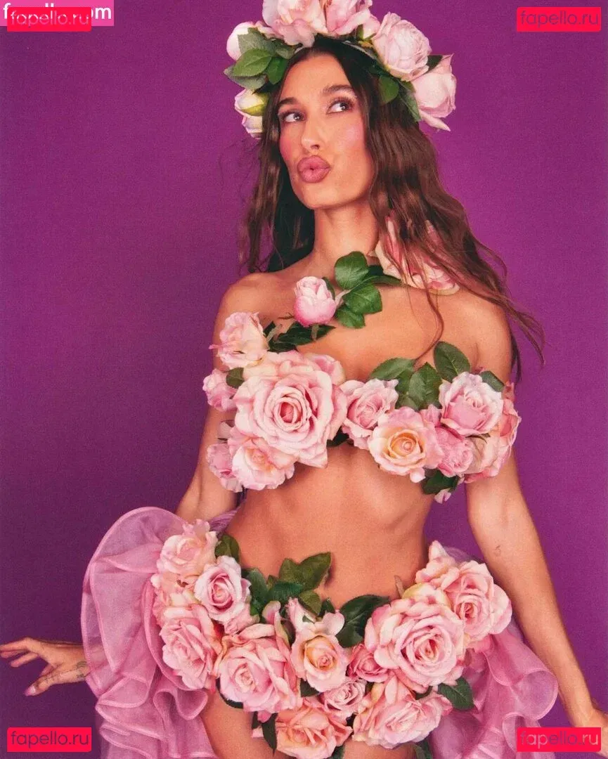 Hailey Baldwin Bieber Onlyfans Photo Gallery 