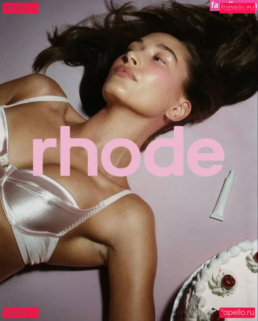 Hailey Baldwin Bieber Onlyfans Photo Gallery 