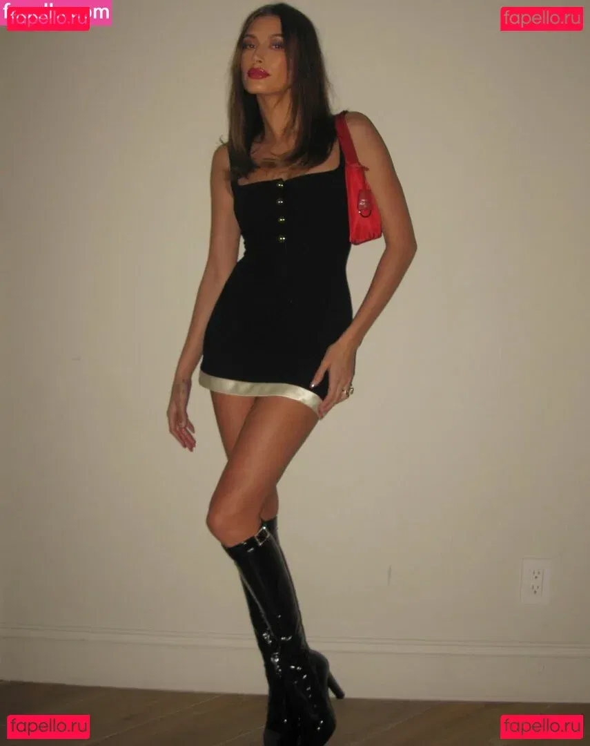 Hailey Baldwin Bieber Onlyfans Photo Gallery 