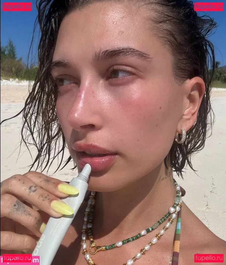 Hailey Baldwin Bieber Onlyfans Photo Gallery 