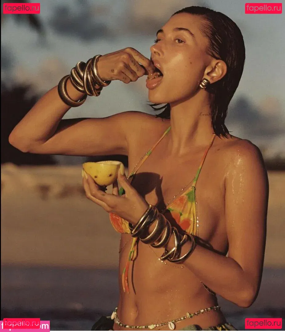 Hailey Baldwin Bieber Onlyfans Photo Gallery 