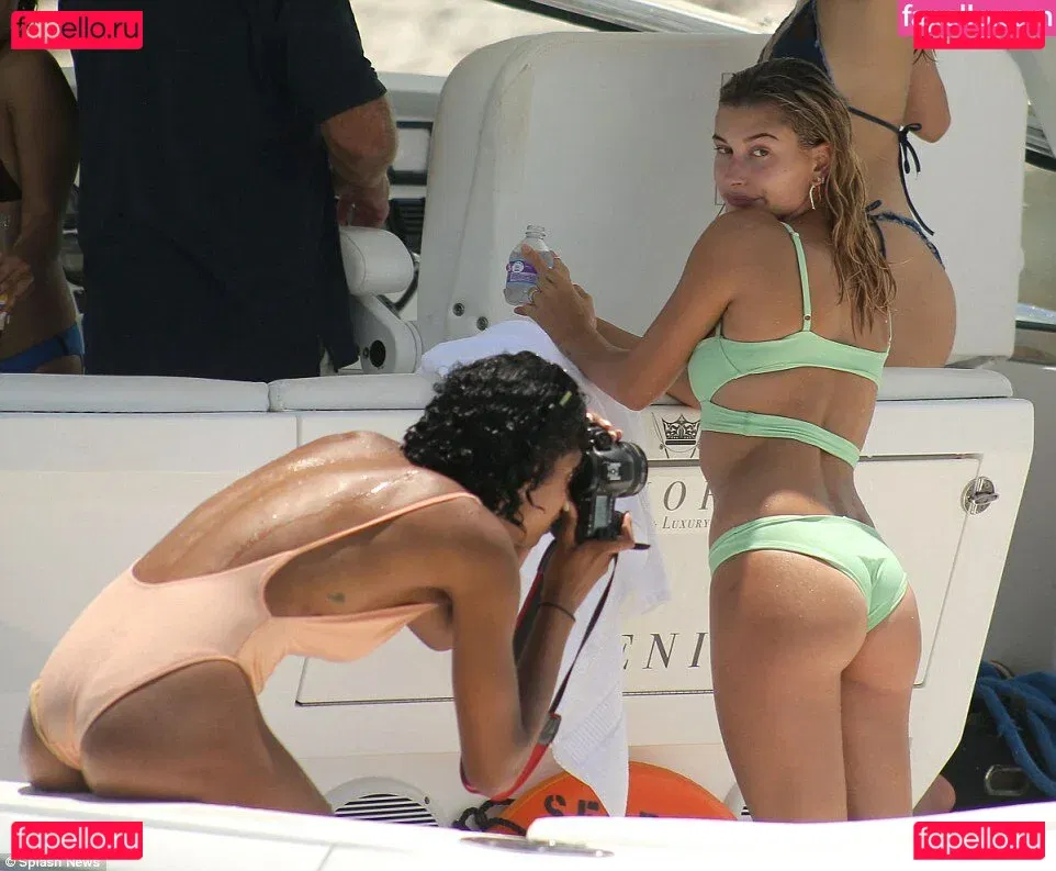 Hailey Baldwin Bieber Onlyfans Photo Gallery 