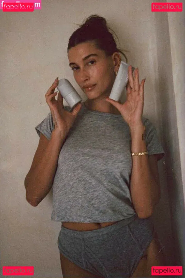 Hailey Baldwin Bieber Onlyfans Photo Gallery 