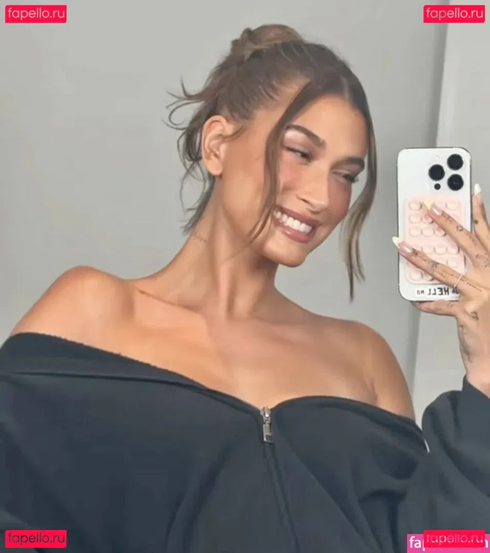 Hailey Baldwin Bieber Onlyfans Photo Gallery 