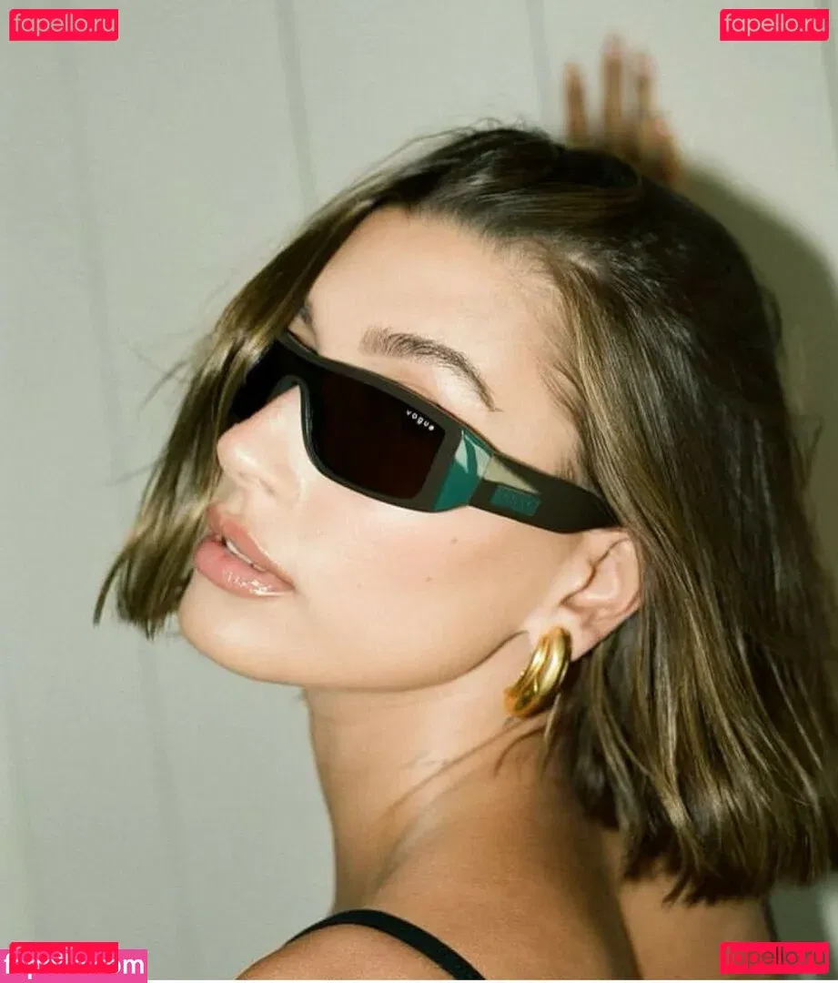 Hailey Baldwin Bieber Onlyfans Photo Gallery 