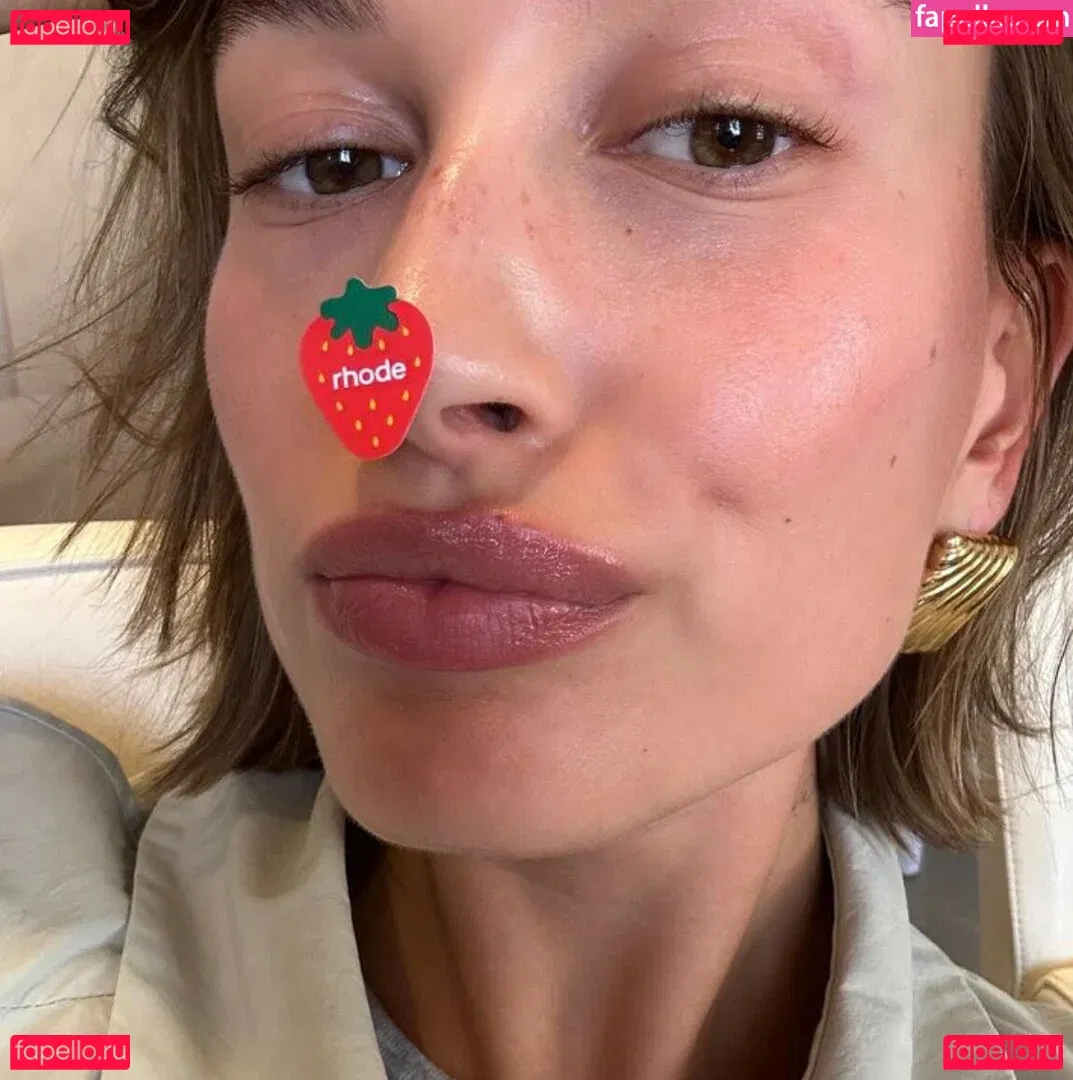 Hailey Baldwin Bieber Onlyfans Photo Gallery 