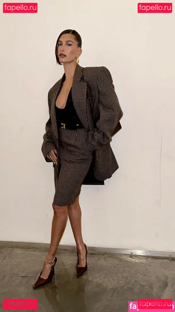 Hailey Baldwin Bieber Onlyfans Photo Gallery 