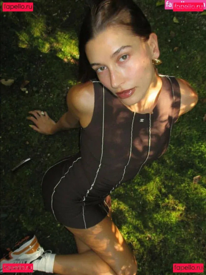 Hailey Baldwin Bieber Onlyfans Photo Gallery 