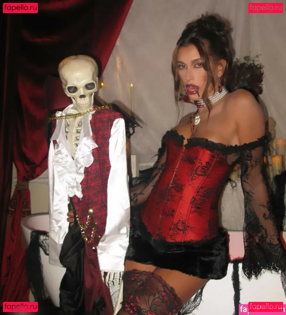 Hailey Baldwin Bieber Onlyfans Photo Gallery 