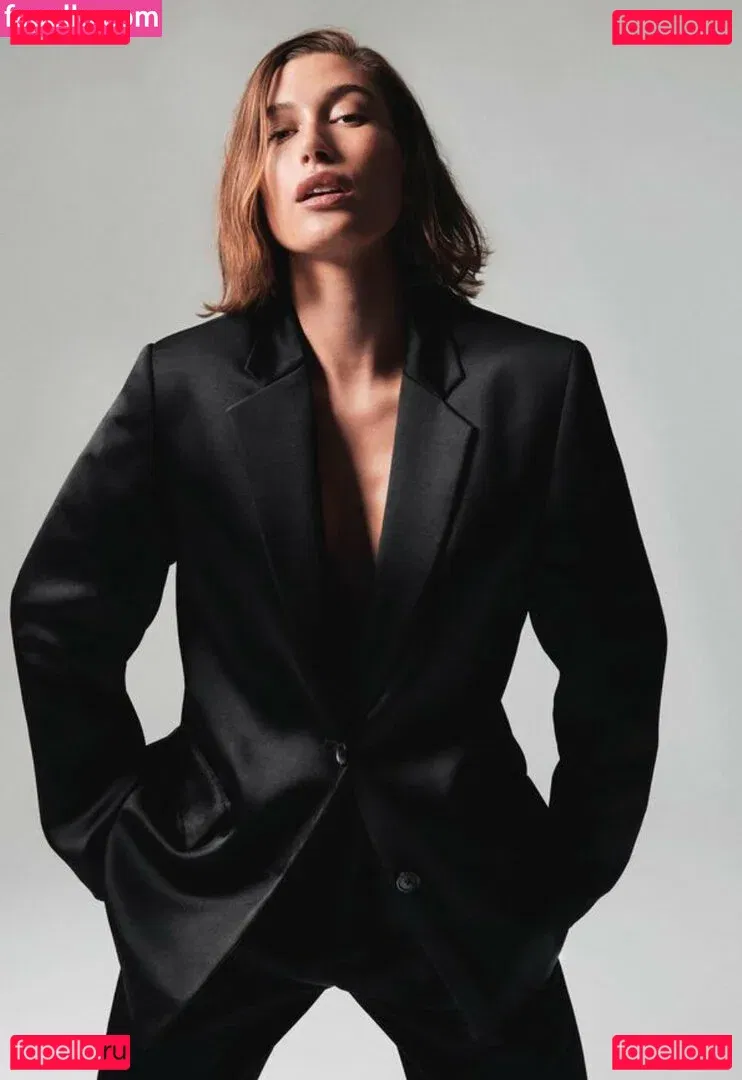 Hailey Baldwin Bieber Onlyfans Photo Gallery 