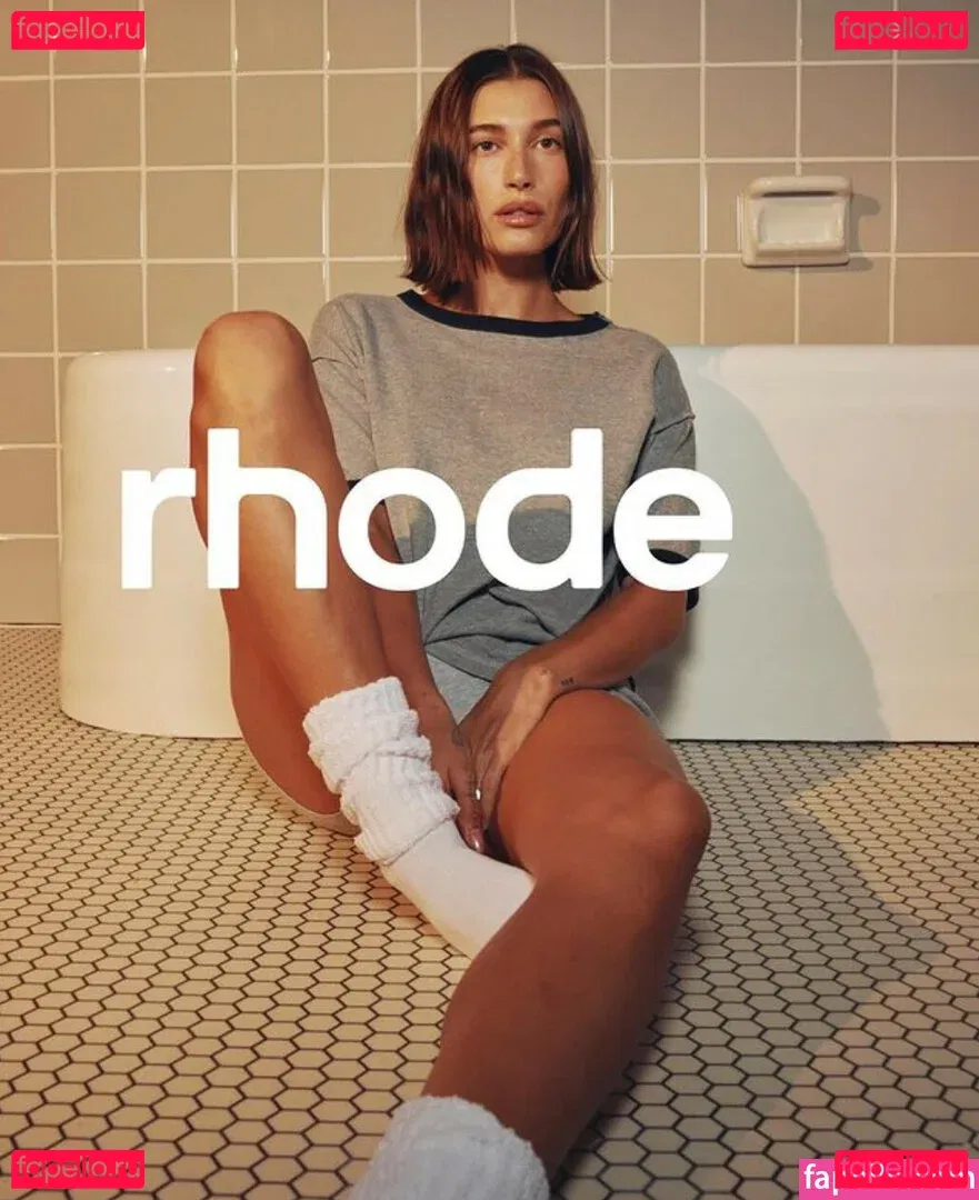 Hailey Baldwin Bieber Onlyfans Photo Gallery 