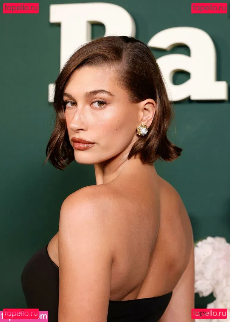 Hailey Baldwin Bieber Onlyfans Photo Gallery 