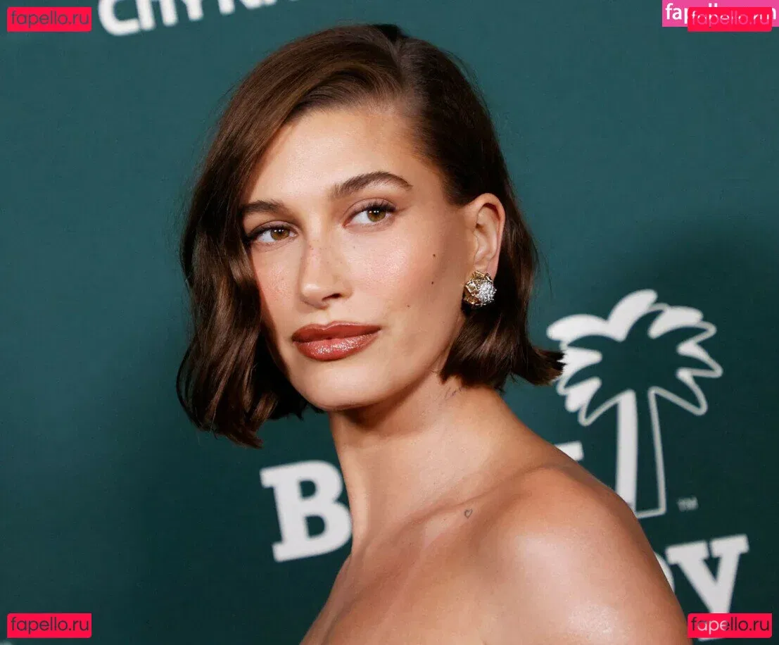 Hailey Baldwin Bieber Onlyfans Photo Gallery 