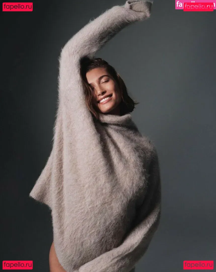 Hailey Baldwin Bieber Onlyfans Photo Gallery 