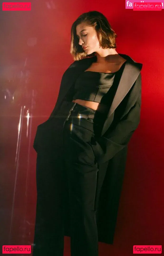 Hailey Baldwin Bieber Onlyfans Photo Gallery 