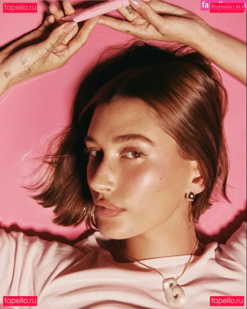 Hailey Baldwin Bieber Onlyfans Photo Gallery 