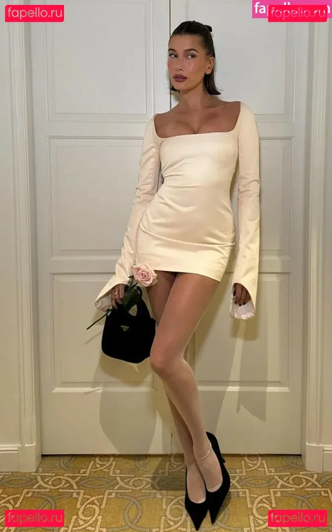 Hailey Baldwin Bieber Onlyfans Photo Gallery 