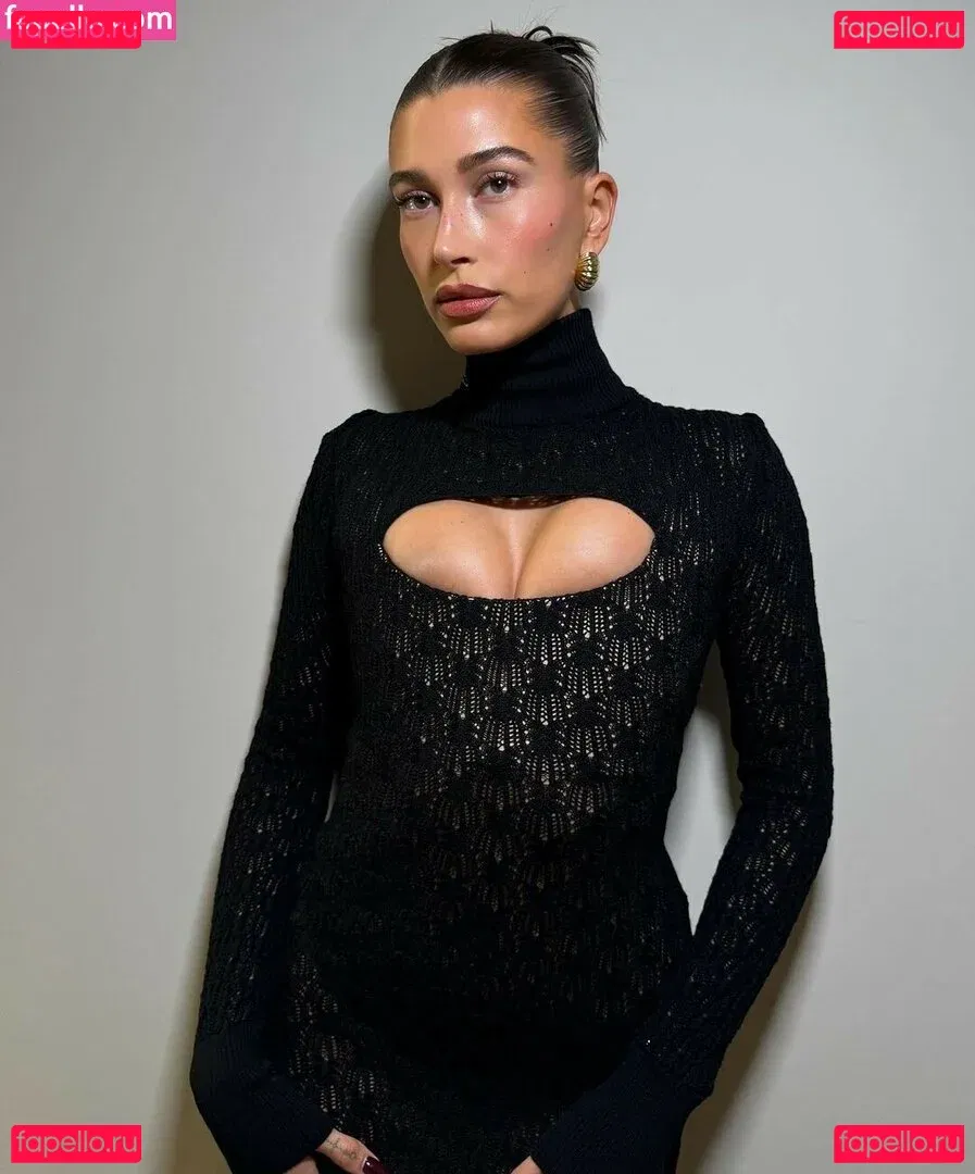 Hailey Baldwin Bieber Onlyfans Photo Gallery 