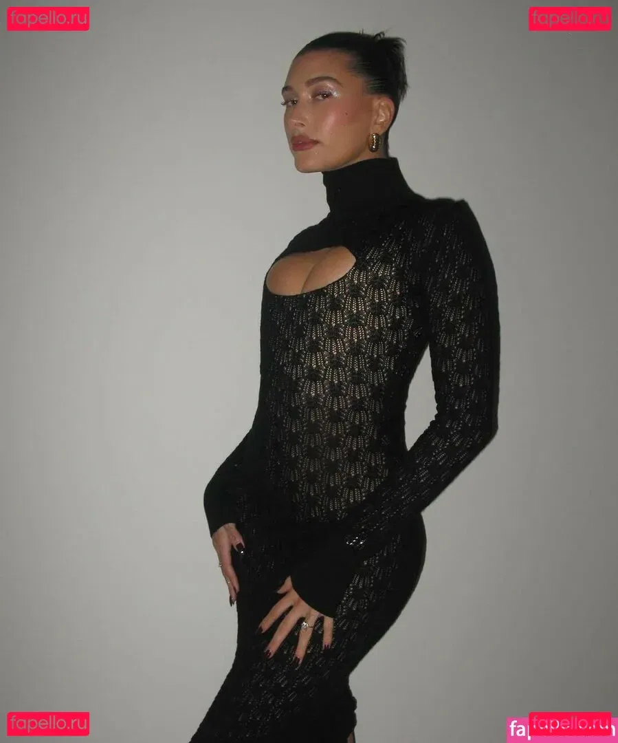 Hailey Baldwin Bieber Onlyfans Photo Gallery 