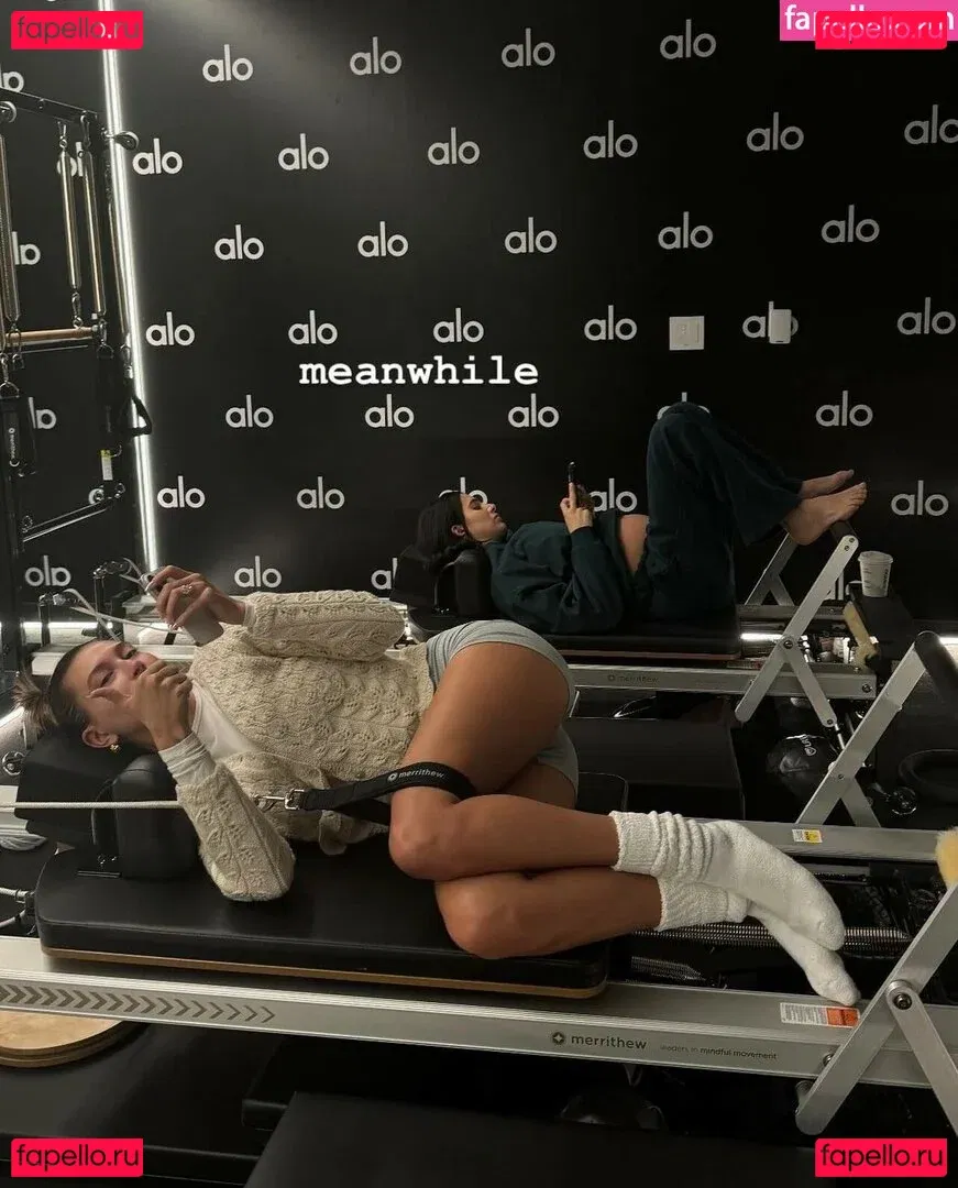 Hailey Baldwin Bieber Onlyfans Photo Gallery 