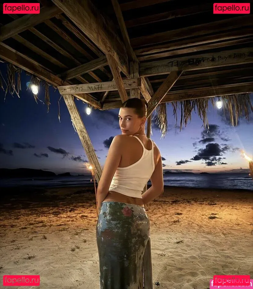 Hailey Baldwin Bieber Onlyfans Photo Gallery 