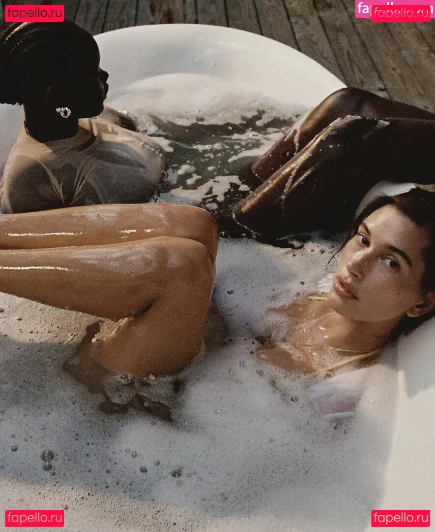 Hailey Baldwin Bieber Onlyfans Photo Gallery 