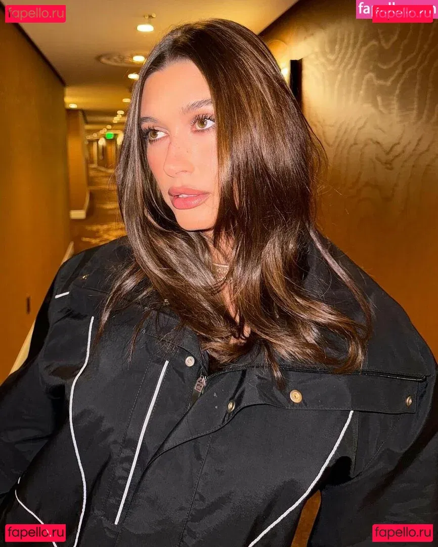 Hailey Baldwin Bieber Onlyfans Photo Gallery 