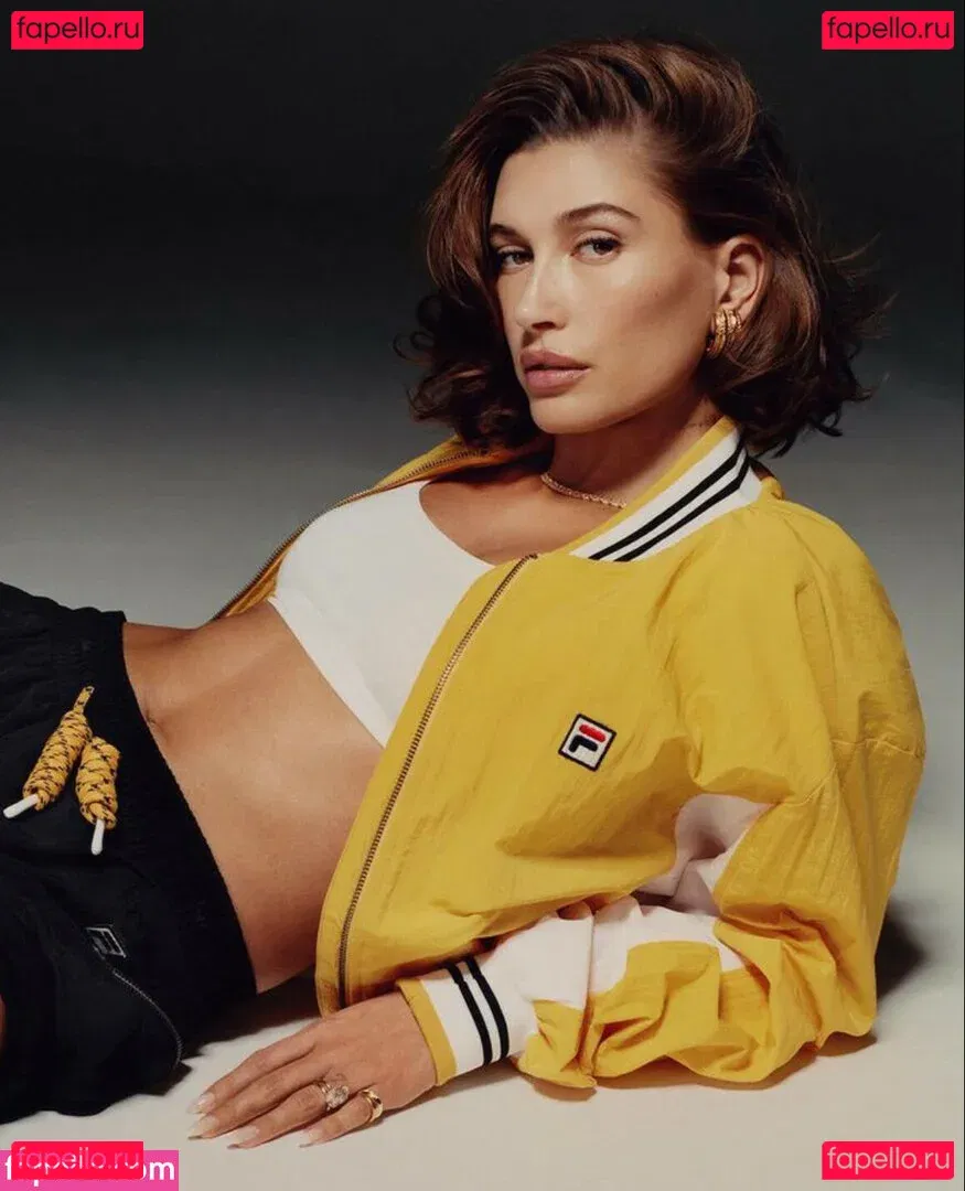 Hailey Baldwin Bieber Onlyfans Photo Gallery 