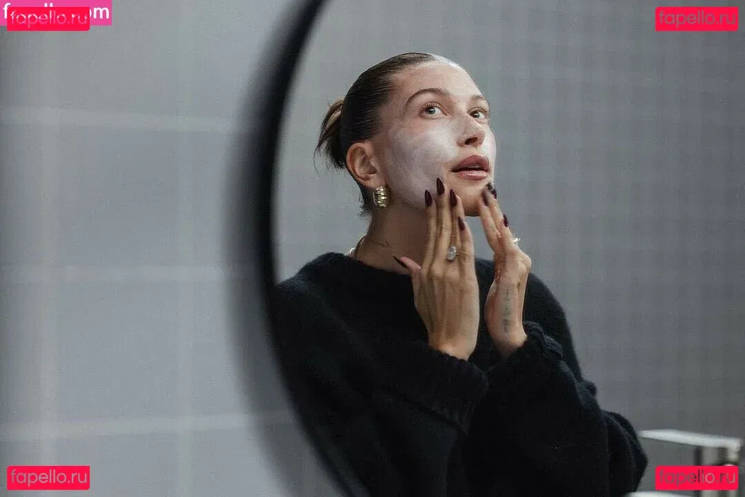 Hailey Baldwin Bieber Onlyfans Photo Gallery 