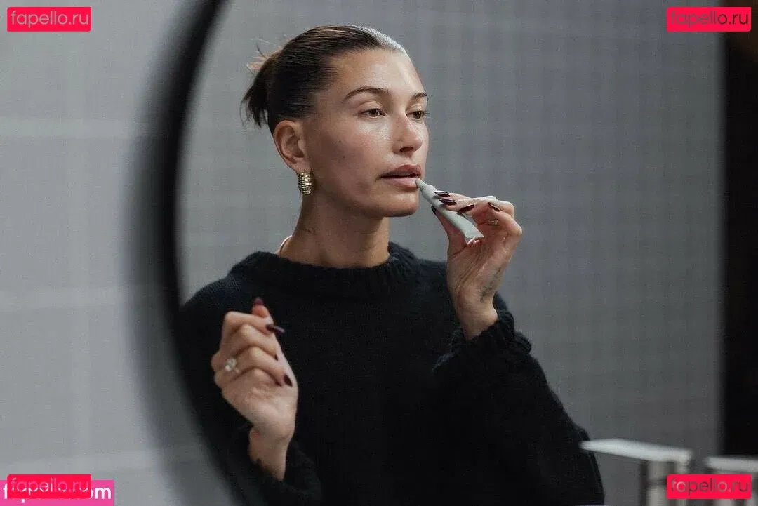 Hailey Baldwin Bieber Onlyfans Photo Gallery 