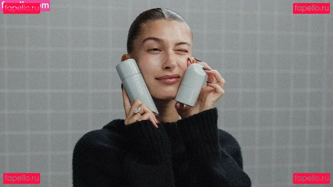 Hailey Baldwin Bieber Onlyfans Photo Gallery 