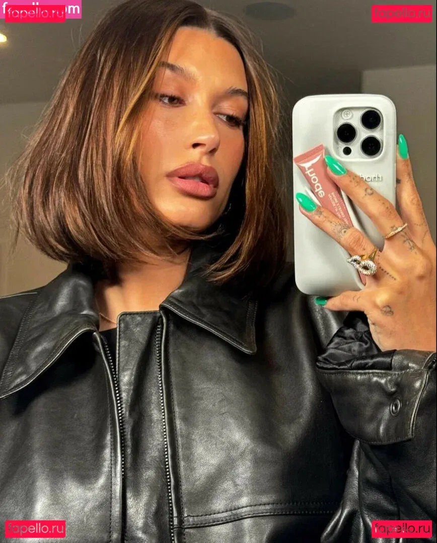 Hailey Baldwin Bieber Onlyfans Photo Gallery 