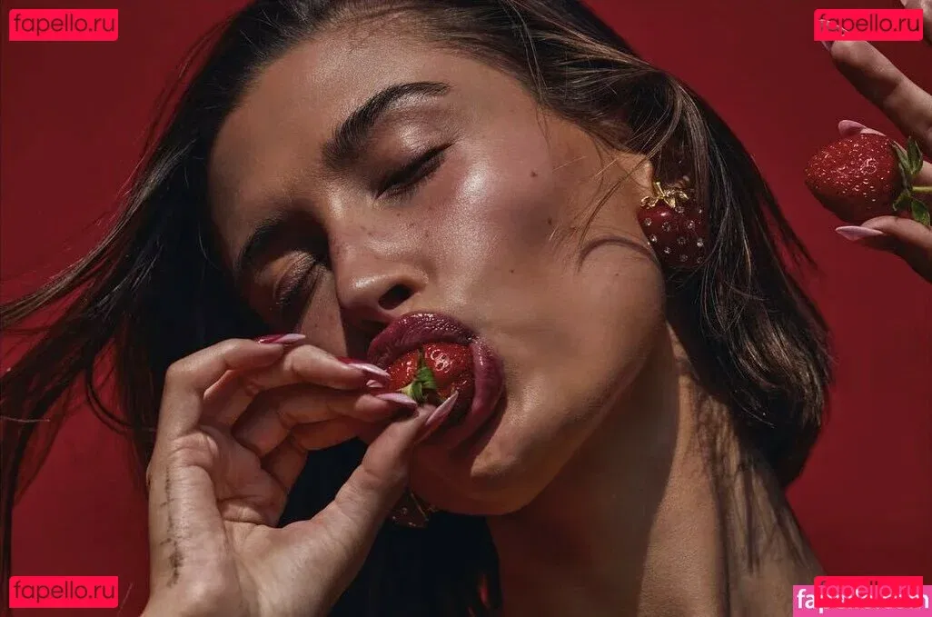 Hailey Baldwin Bieber Onlyfans Photo Gallery 