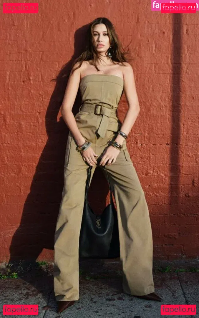 Hailey Baldwin Bieber Onlyfans Photo Gallery 