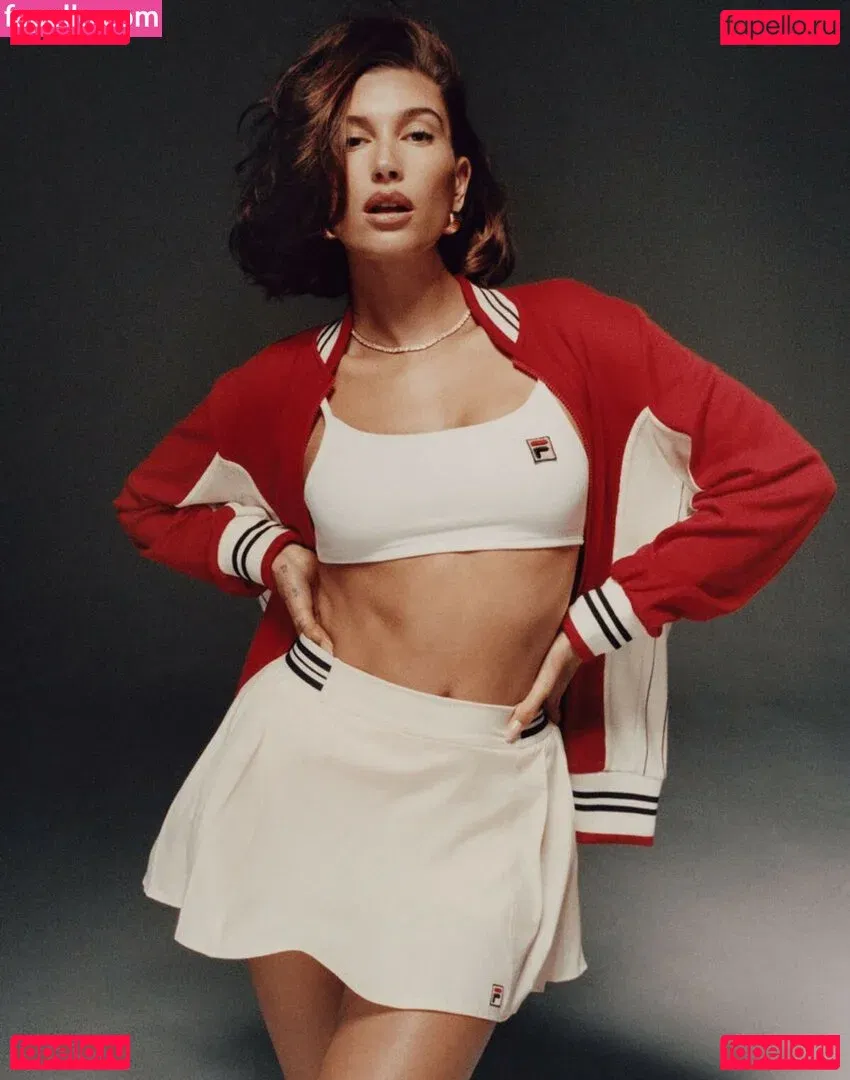 Hailey Baldwin Bieber Onlyfans Photo Gallery 