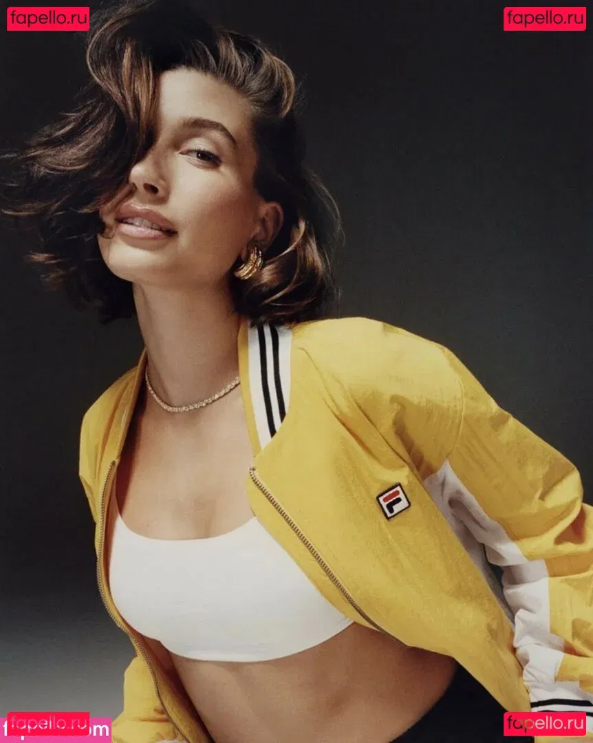 Hailey Baldwin Bieber Onlyfans Photo Gallery 