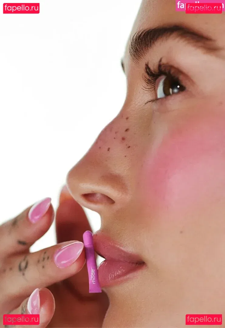 Hailey Baldwin Bieber Onlyfans Photo Gallery 