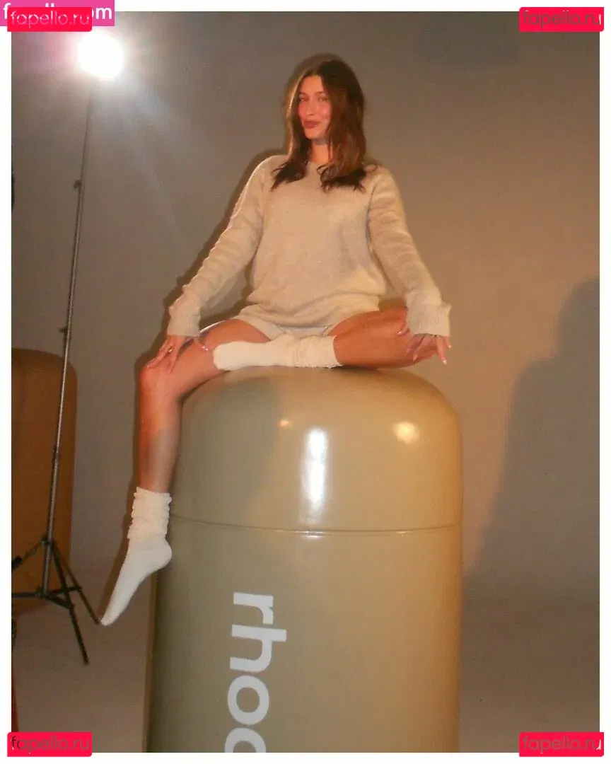 Hailey Baldwin Bieber Onlyfans Photo Gallery 