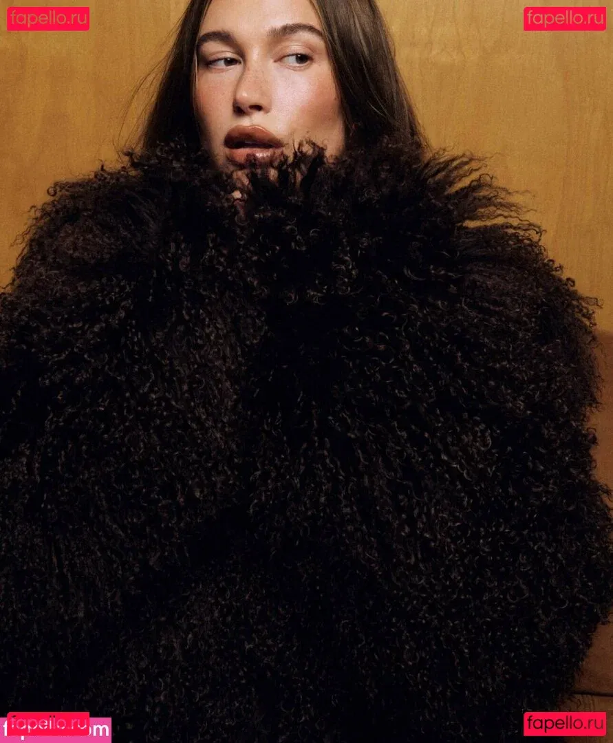 Hailey Baldwin Bieber Onlyfans Photo Gallery 