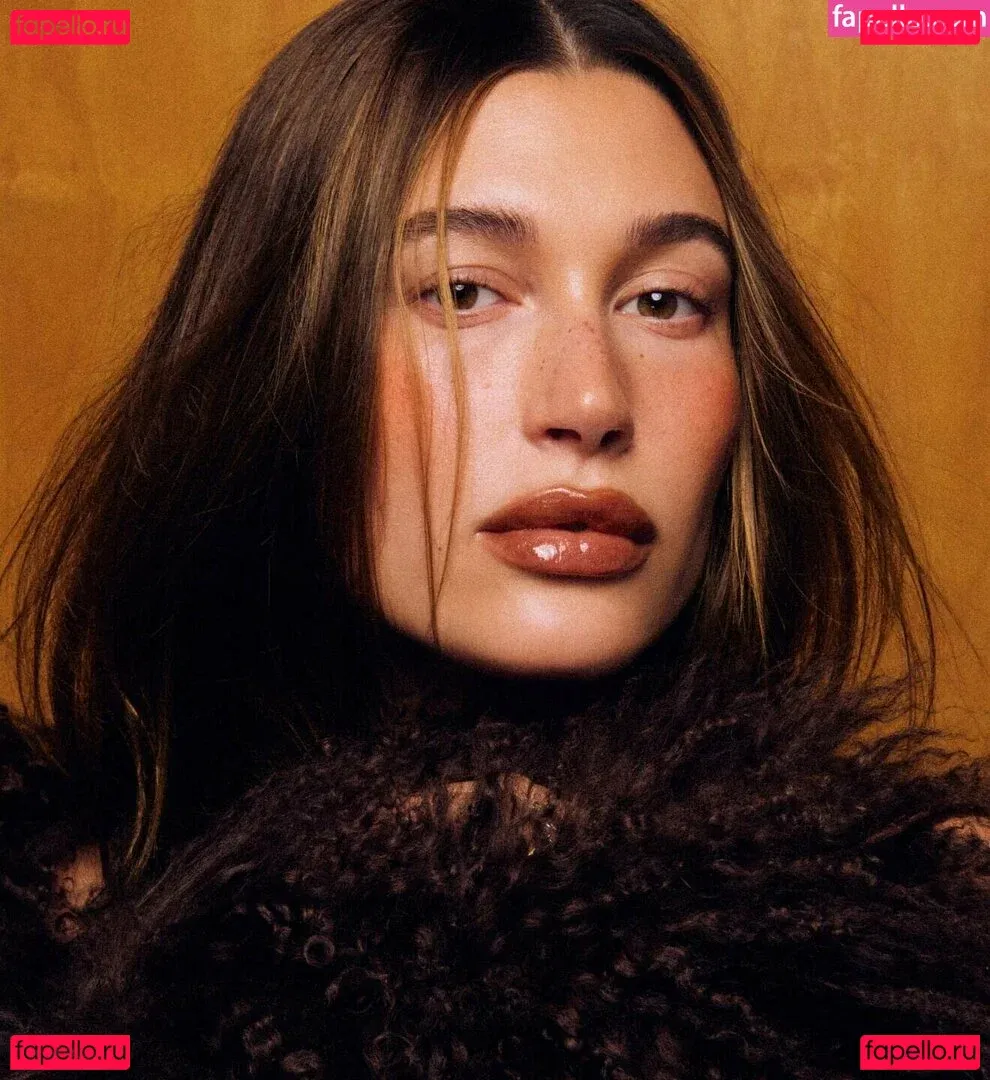 Hailey Baldwin Bieber Onlyfans Photo Gallery 