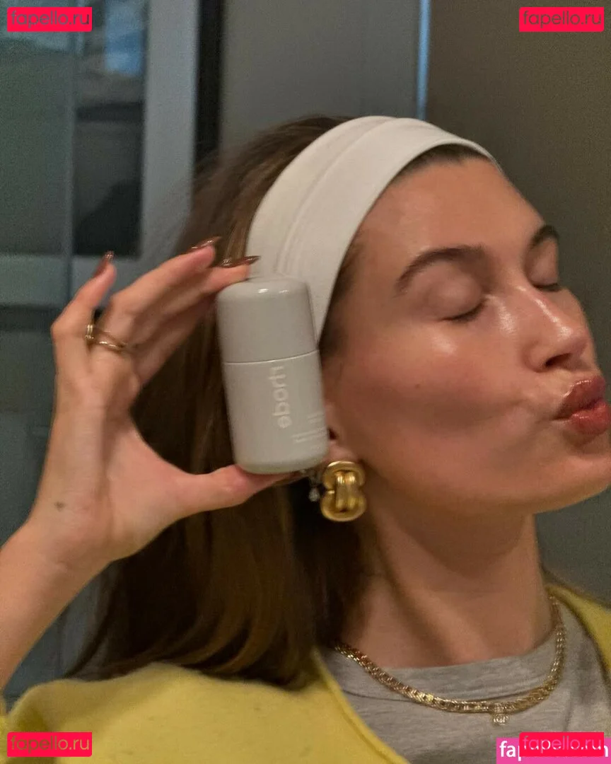 Hailey Baldwin Bieber Onlyfans Photo Gallery 