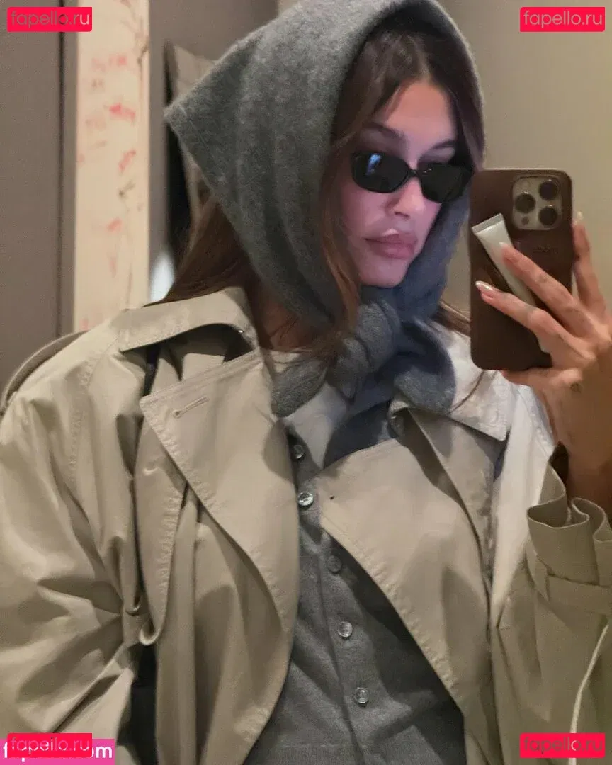 Hailey Baldwin Bieber Onlyfans Photo Gallery 