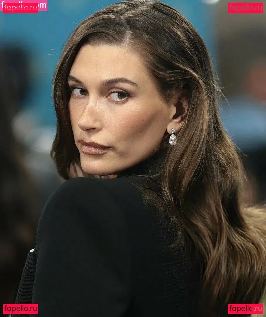 Hailey Baldwin Bieber Onlyfans Photo Gallery 