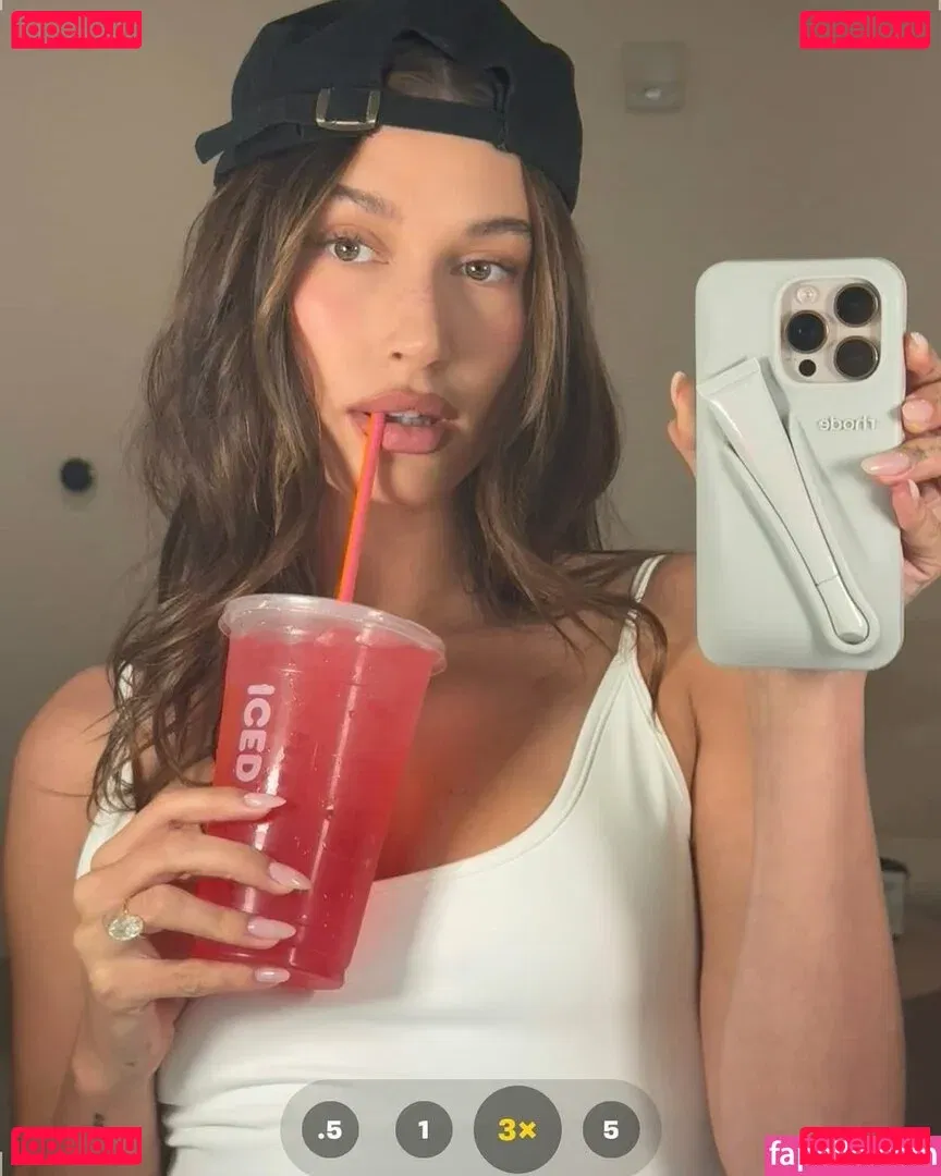Hailey Baldwin Bieber Onlyfans Photo Gallery 