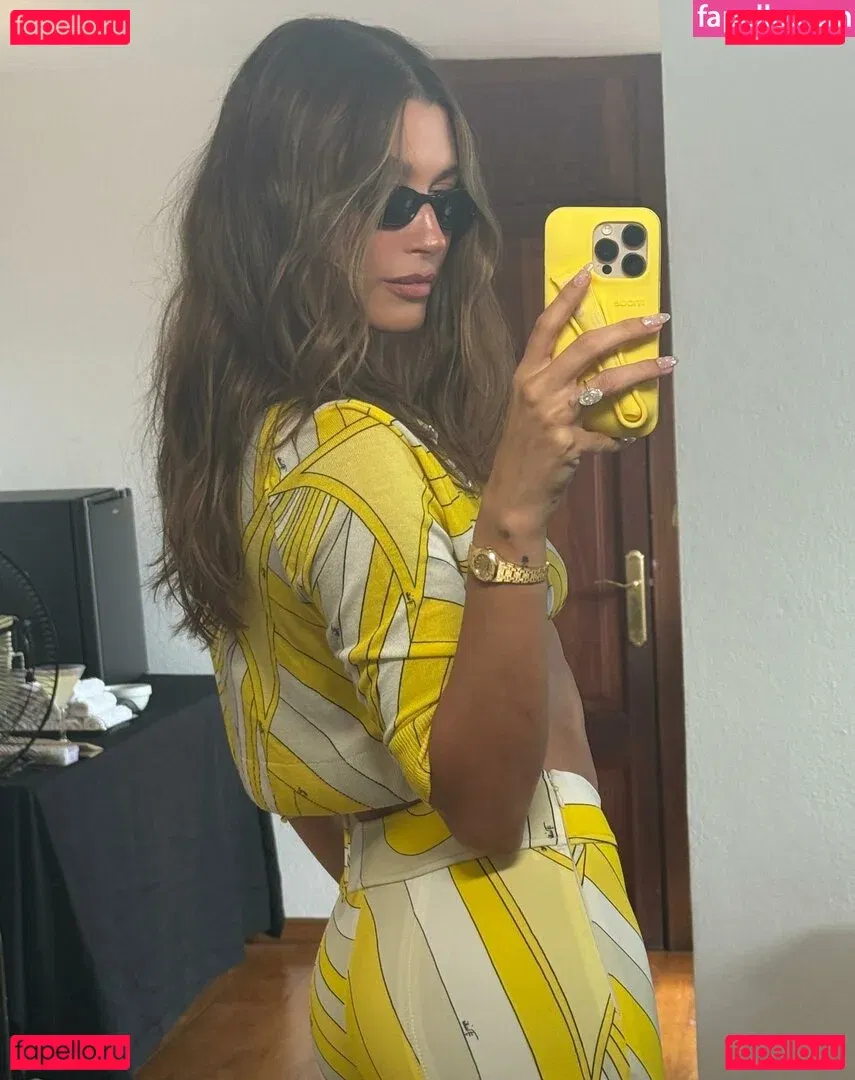 Hailey Baldwin Bieber Onlyfans Photo Gallery 