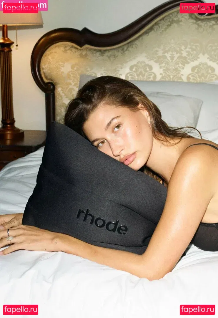 Hailey Baldwin Bieber Onlyfans Photo Gallery 