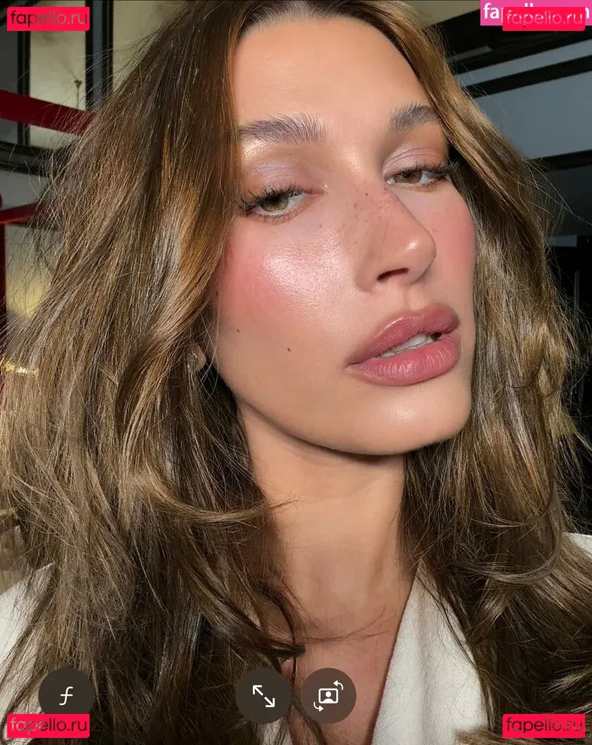 Hailey Baldwin Bieber Onlyfans Photo Gallery 