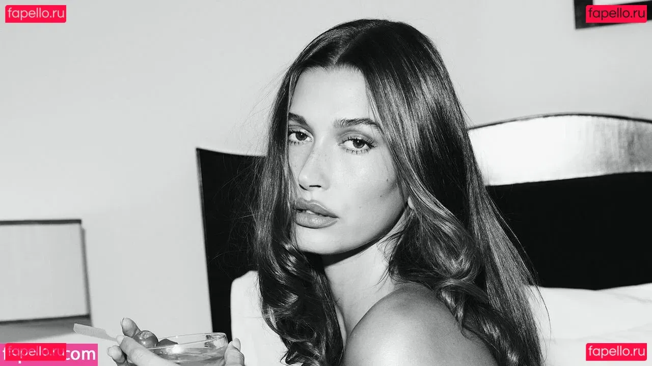 Hailey Baldwin Bieber Onlyfans Photo Gallery 