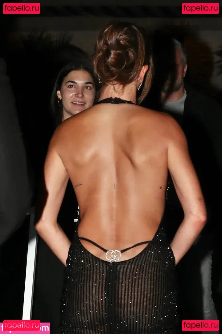 Hailey Baldwin Bieber Onlyfans Photo Gallery 