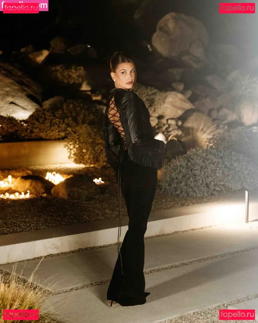 Hailey Baldwin Bieber Onlyfans Photo Gallery 